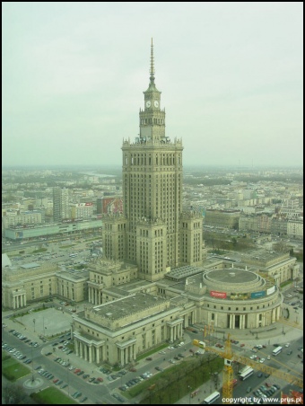 Demolition of Stalin's palace in Warsaw Poland / Rozbiórka pałacu Stalina w Warszawie